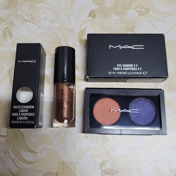 MAC 2 PC Eyeshadow Bundle, NIB - Picture 1 of 16